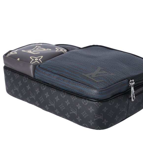 Louis Vuitton Monogram Eclipse Patchwork Multipocket Messenger - Picture 6 of 7
